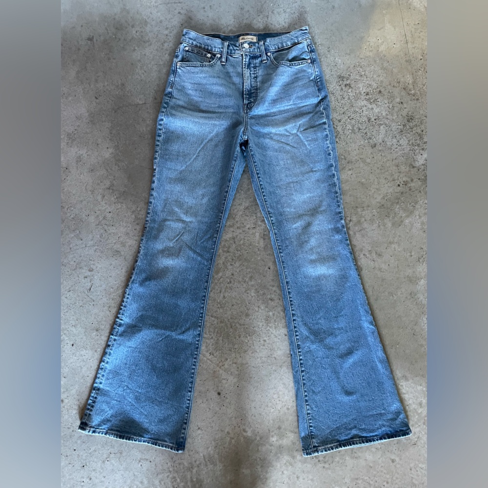 Madewell Women’s Flair Jeans 29 Tall (Curvy Fit)